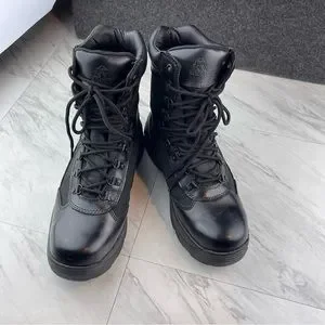 •Rocky Waterproof 8\